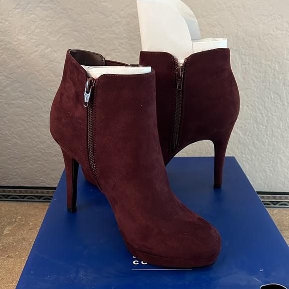 Apt.9 Biennial Ankle Boot - Picture 4 of 9